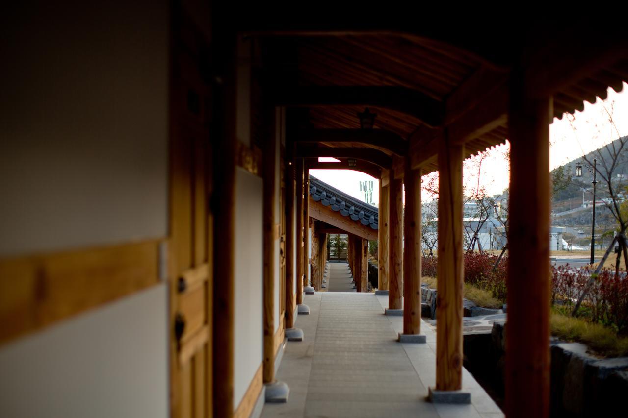 Korea Traditional Hotel O Dong Jae Yeosu Exterior foto